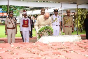 राज्यपाल ने आज़ाद मैदान का दौरा किया