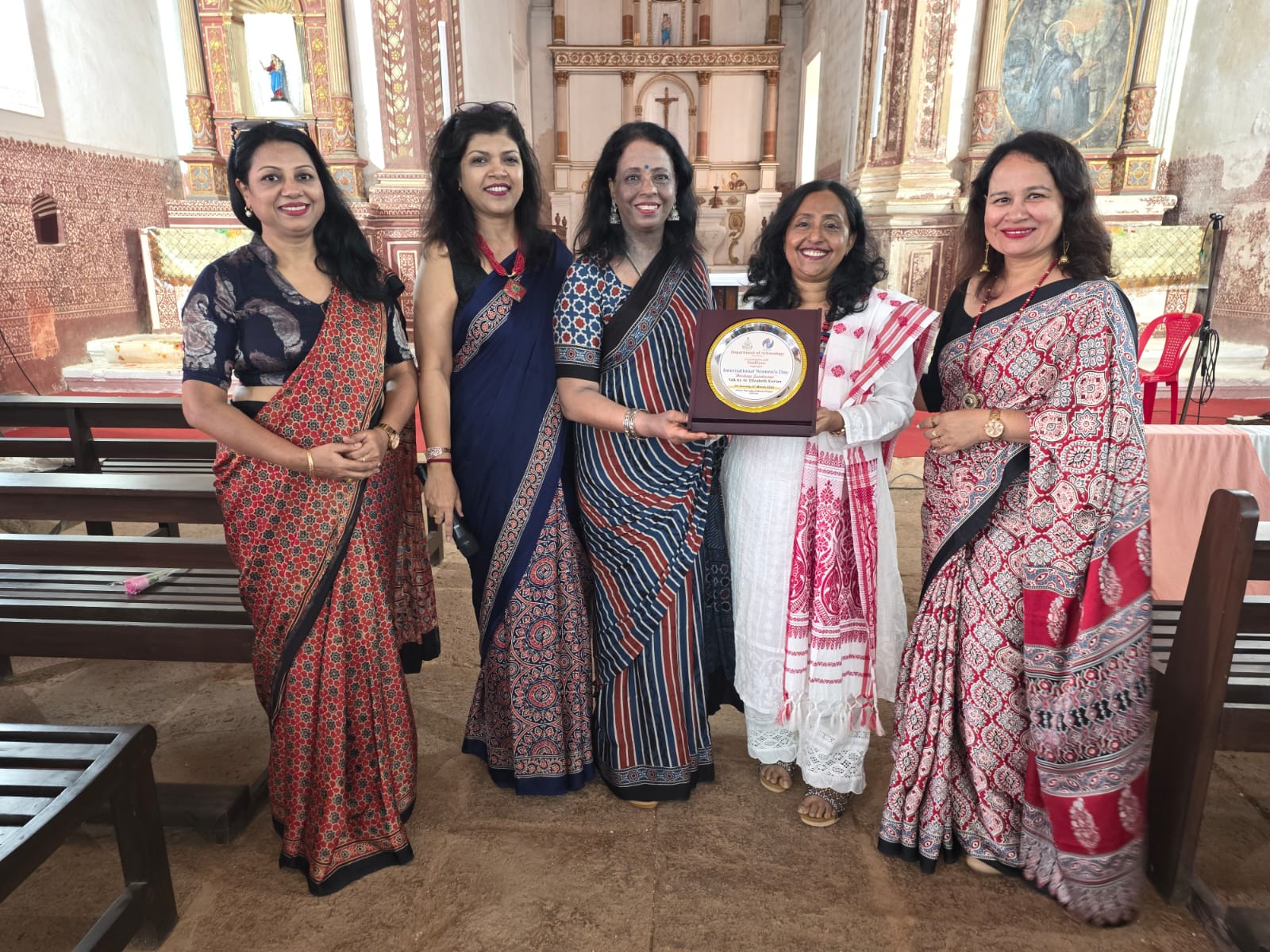 सोलसिंक ने गोवा सरकार के आर्कियोलॉजी डिपार्टमेंट के साथ मिलकर ऐतिहासिक ओल्ड गोवा में आवर लेडी ऑफ़ मोंटे चैपल में महिला दिवस मनाया