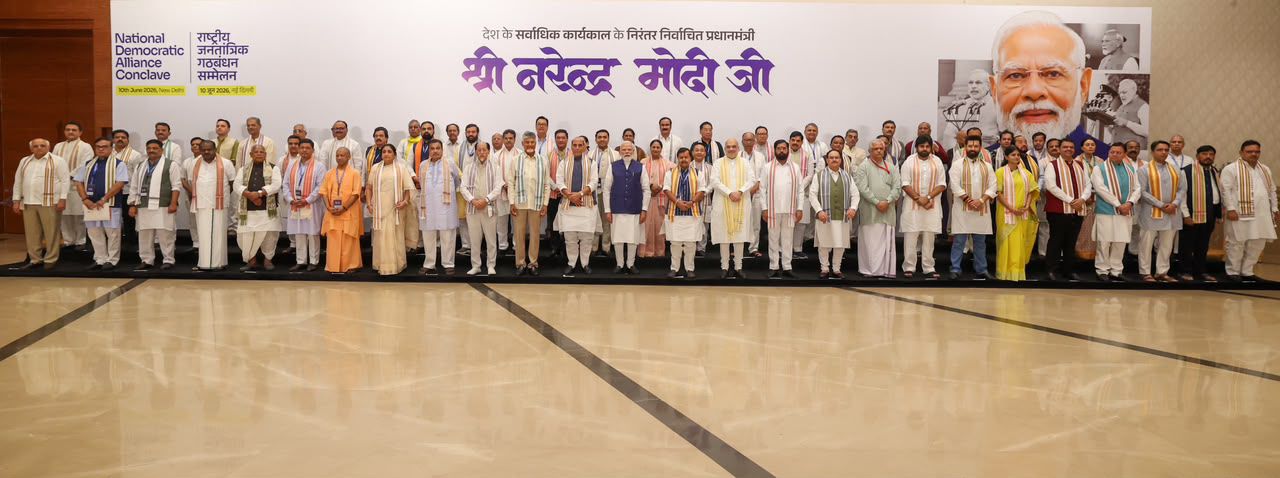 पद पर 4,399 दिन। भारत की सेवा में 12 शानदार साल।