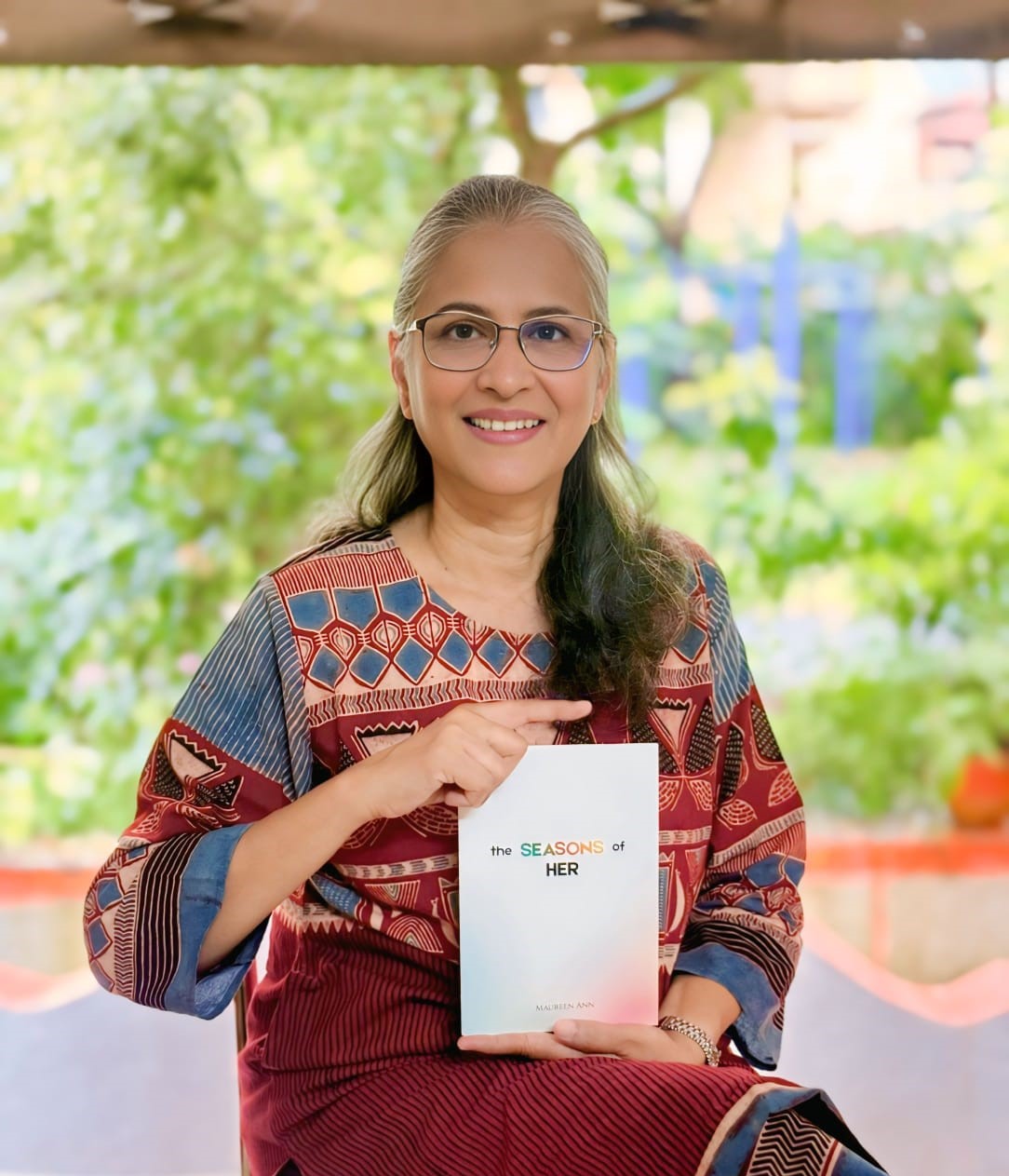 ‘द सीज़न्स ऑफ़ हर’ – डॉ. मॉरीन ऐन अल्वारेज़ की कविता संग्रह प्रकाशित